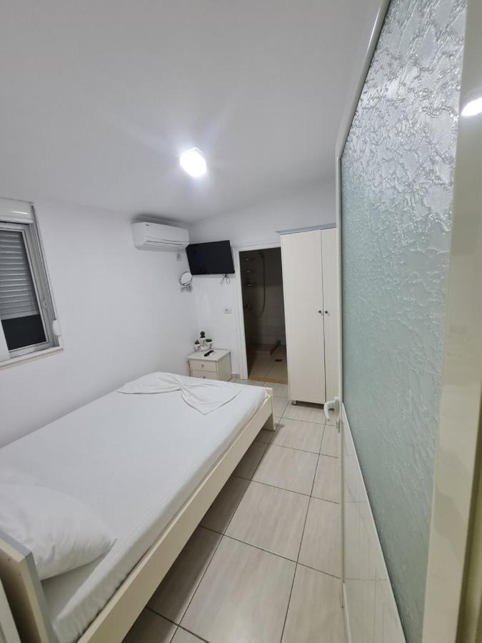סרנדה Amber Apartments מראה חיצוני תמונה