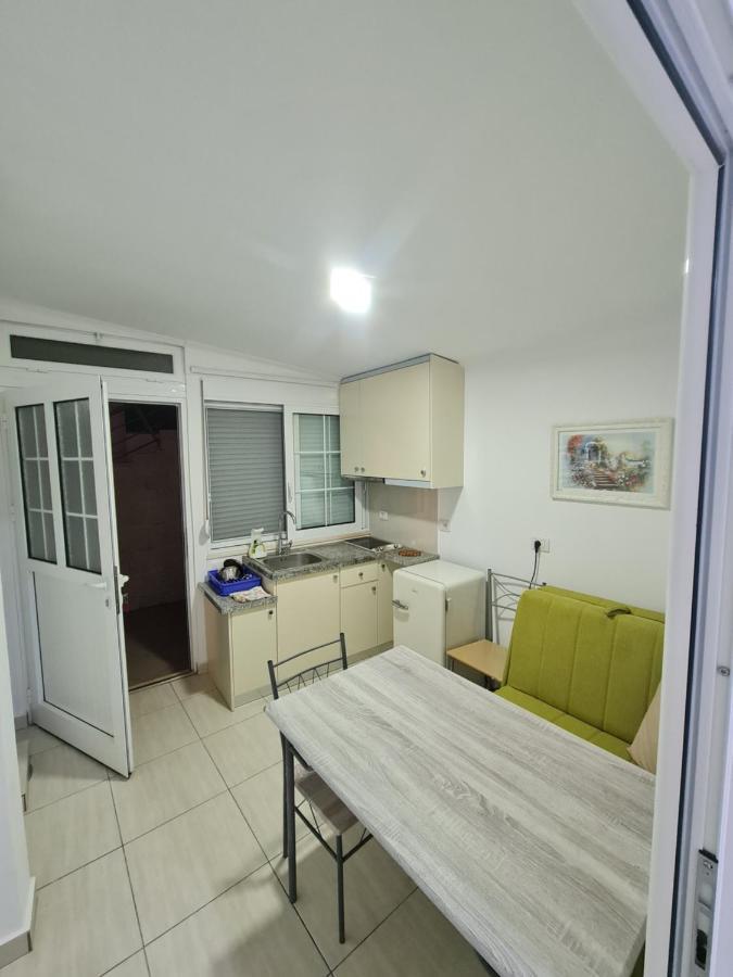 סרנדה Amber Apartments מראה חיצוני תמונה