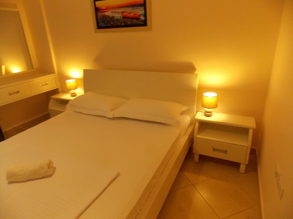 סרנדה Amber Apartments מראה חיצוני תמונה